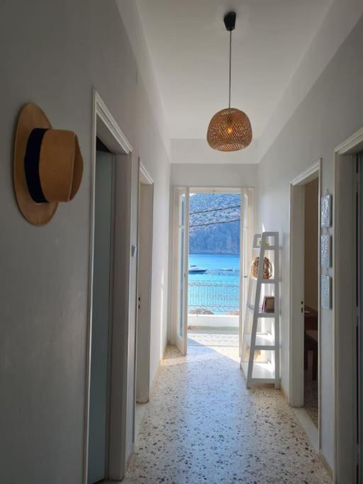 Big Apartment On The Beach Toló Kültér fotó